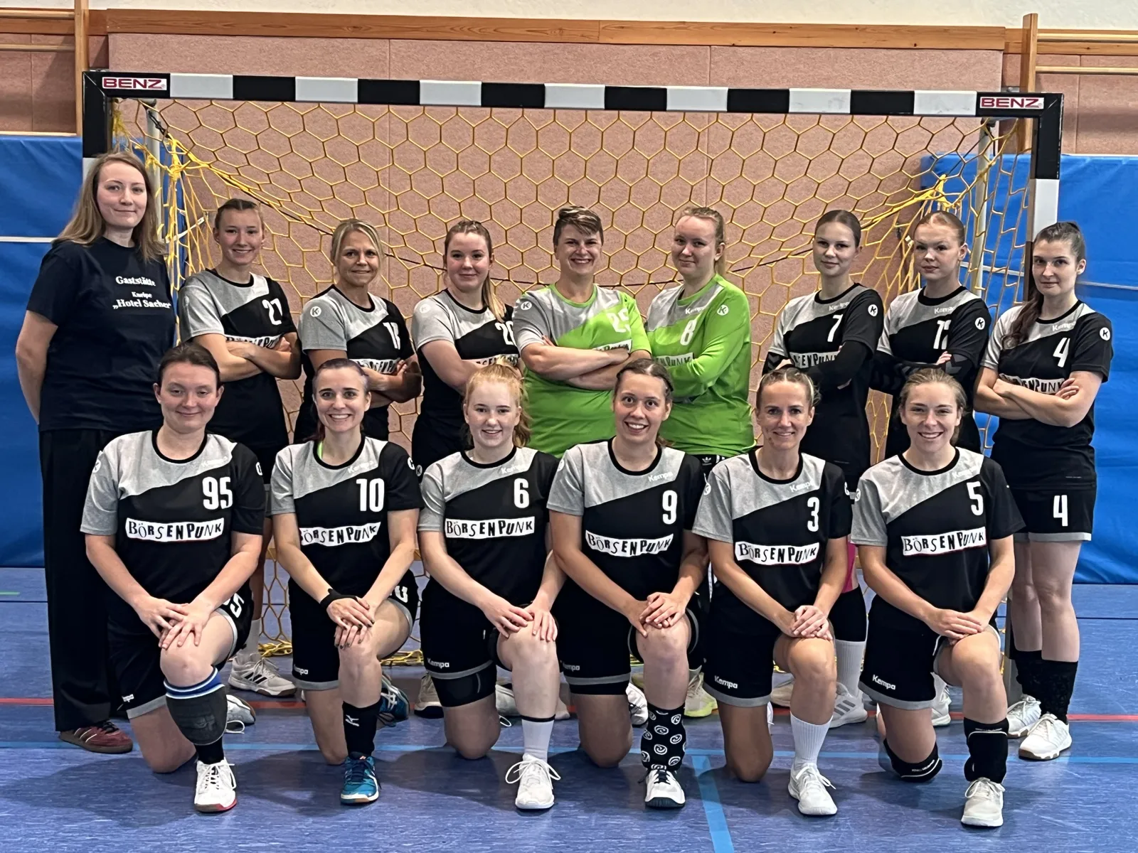 Handball Frauen TV Leuchertz